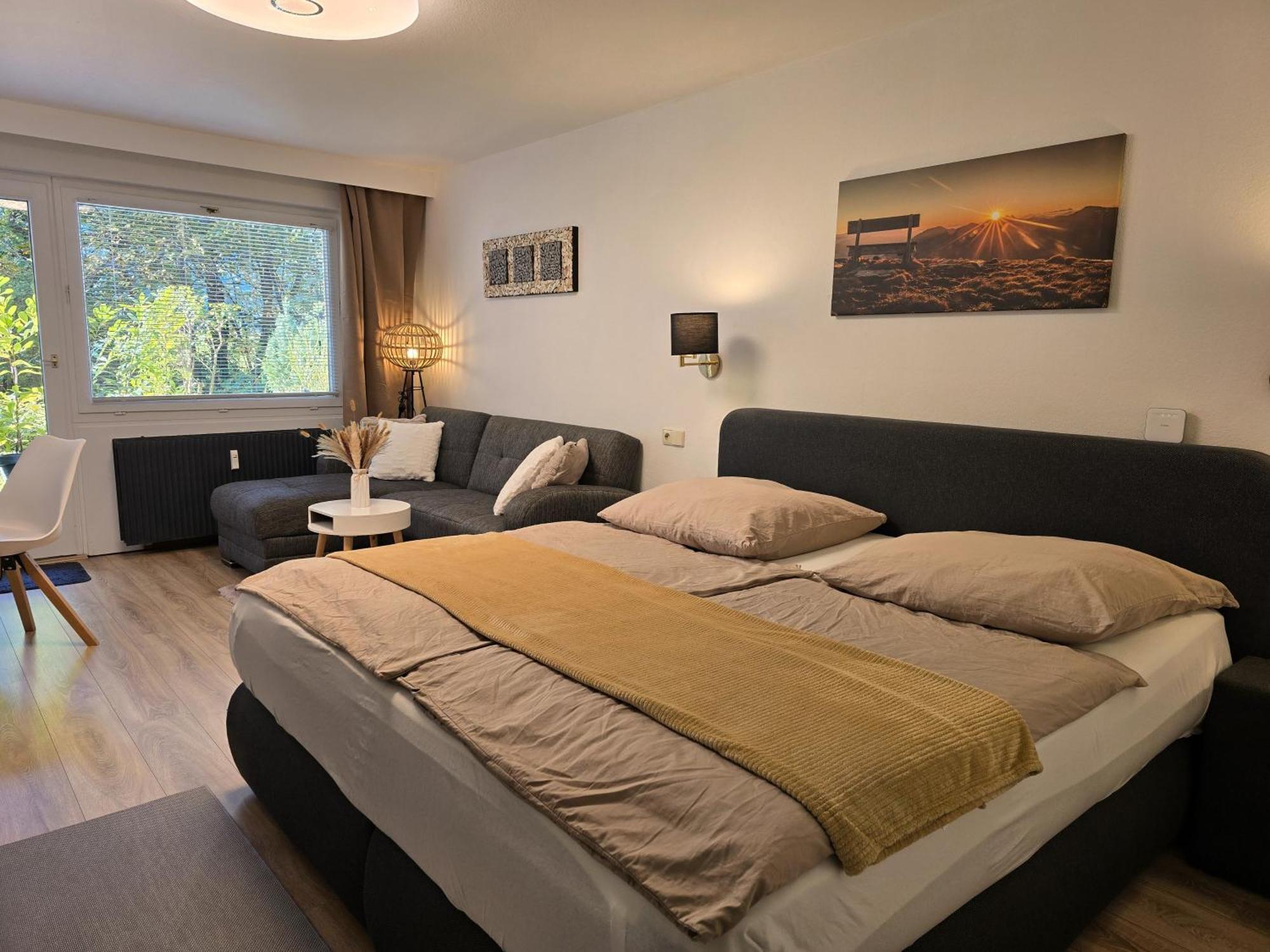 Erholungs- Apartment Am Kurpark & Therme Bad Urach Exteriör bild