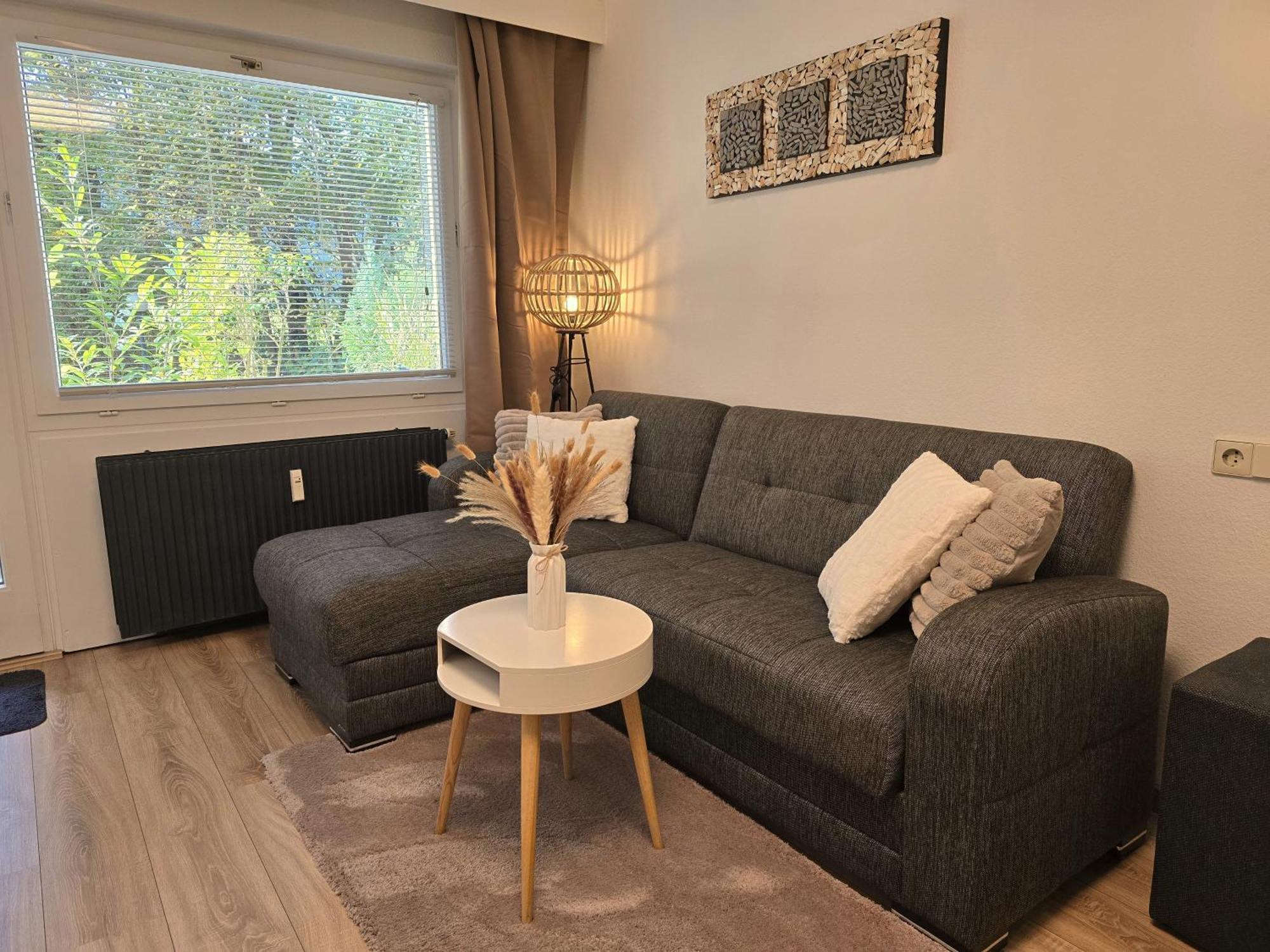 Erholungs- Apartment Am Kurpark & Therme Bad Urach Exteriör bild
